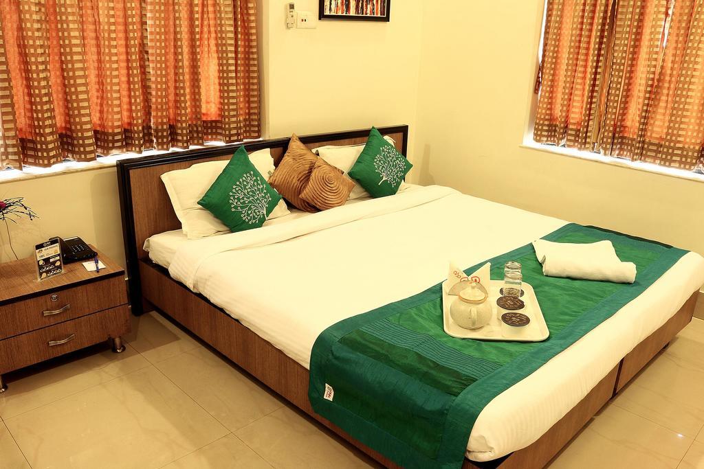 Oyo 1220 Casa Broadway Hotel Calcutta Buitenkant foto