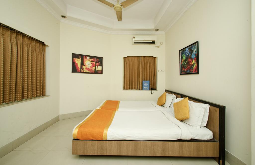 Oyo 1220 Casa Broadway Hotel Calcutta Buitenkant foto