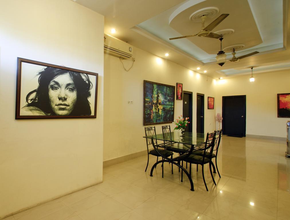 Oyo 1220 Casa Broadway Hotel Calcutta Buitenkant foto